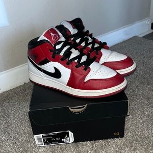 Men’s retro Jordan 1’s
